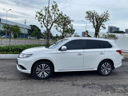 Mitsubishi Outlander CVT - Năm 20241787111845119_9101278399305042429_g2083180601853021531_e5db572bfd6d91e7a6f349485b0289be