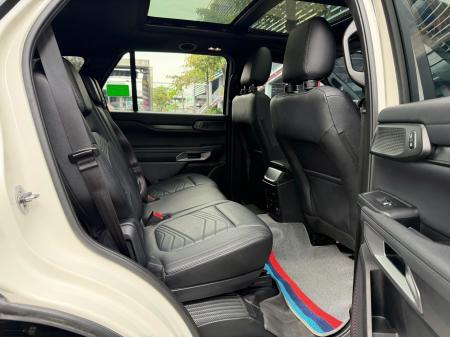 Ford Everest Titanium 4x2- Màu Trắng- Năm 20251791527295586_8846873431951650384_8846873431951650384_bfe86b976dcb4d30270199ae6afff1ba