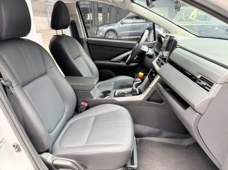 Mitsubishi Xpander GLP FL Trắng Năm 20261792641262464_7960392071502202094_7960392071502202094_db123ca010236e6d8990c058ffffa832